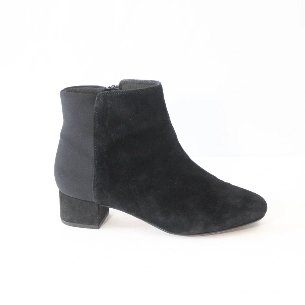 Clarks Boots Women Black Booties block heel 7.5 wide